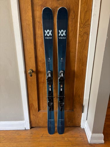 Volkl Yumi 84 161cm with Adjustable Tyrolia SP10 GripWalk Bindings