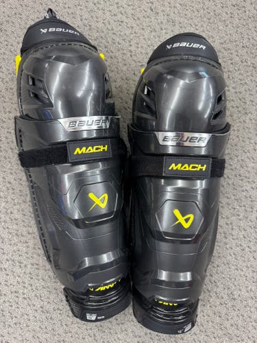 Intermediate Bauer Supreme Mach 13" Shin Pads (New)