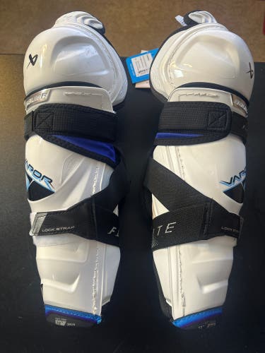 Intermediate Bauer Vapor Flylite 12”Shin Pads (New)