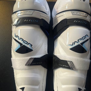 Intermediate Bauer Vapor Flylite 14” Shin Pads (New)