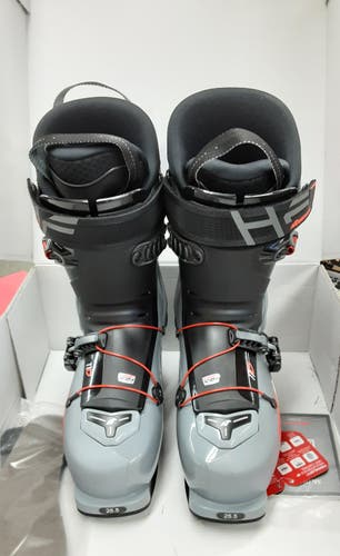 Mens HF Pro 110 Ski Boots- Size 25.5 (New)