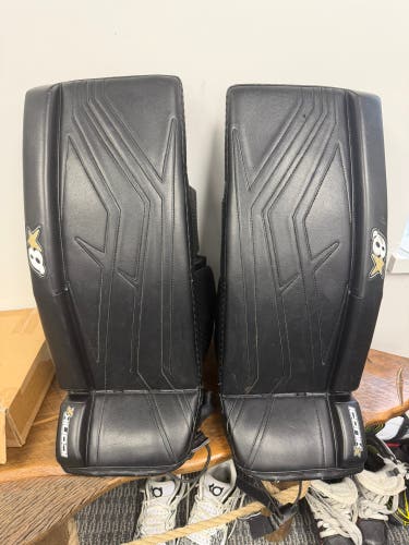 27" 2025 Brian's Iconik X Goalie Leg Pads (Used)