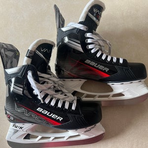 Black/Gray 2021 Bauer Vapor 3X Hockey Skates Regular Width 7 (Used)