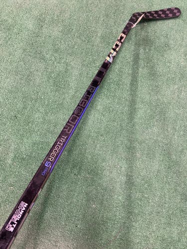 Junior CCM Ribcor Trigger 9 Pro Hockey Stick Right Handed P29 50 Flex (Used)
