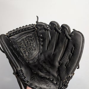 Rawlings RH GG Gamer Baseball Glove 11.5" (Used)