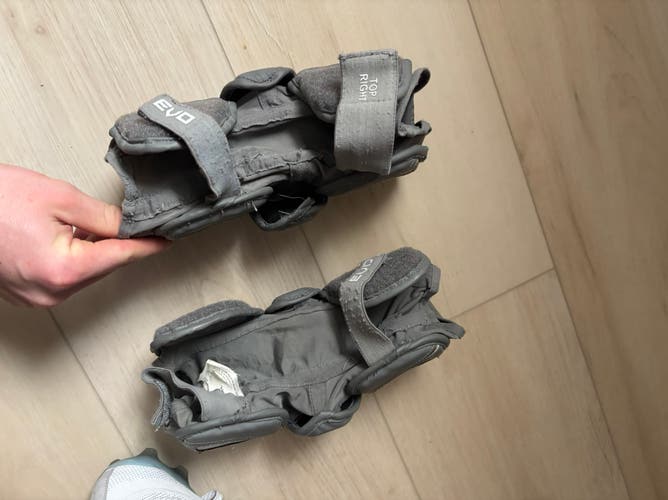 Medium/Large Adult Maverik M3 Arm Pads (Used)