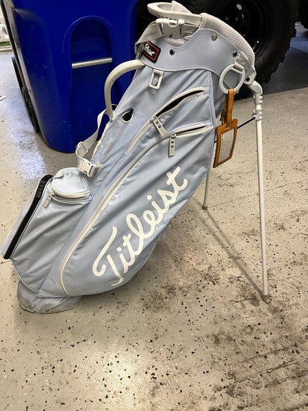 RARE COLOR! Unisex Titleist Players 4 Bag (Used)