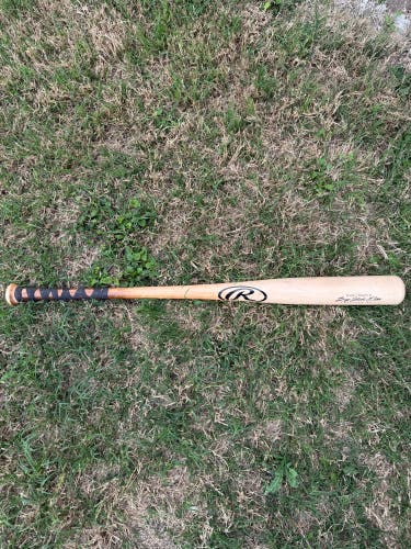 Rawlings Big Stick Elite Maple Bat (-3) 30 oz 33" (Used)