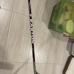 Easton synergy ST rh sakic 85