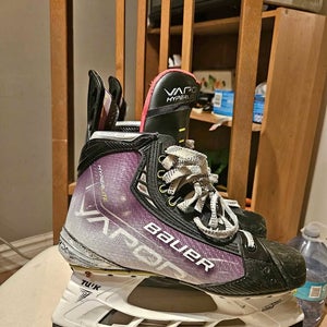 Bauer Vapor Hyperlite Hockey Skates Size 6