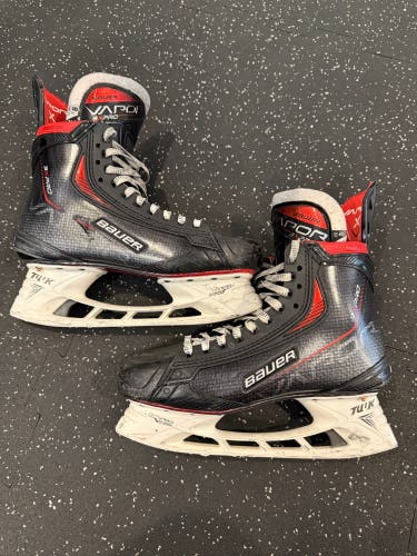 2021 Bauer Vapor 3X Pro Hockey Skates 8.5 (Used)