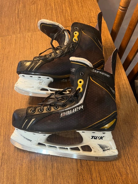 Bauer Supreme Hockey Skates Regular Width 8.5 (Used)
