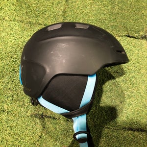 Kid's Medium Smith Zoom Jr Helmet (Used)