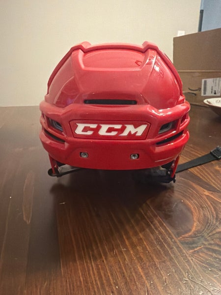 Medium CCM Tacks 910 Helmet (Used)