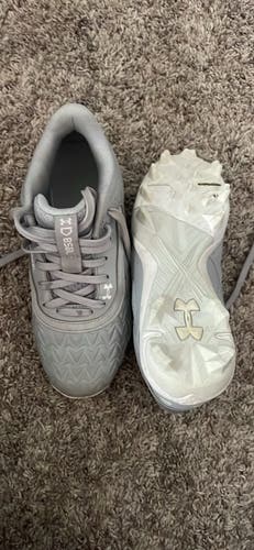 Black Kids 1.5Y (Big Kids / Youth) Youth Under Armour Molded Cleats Cleats (Used)