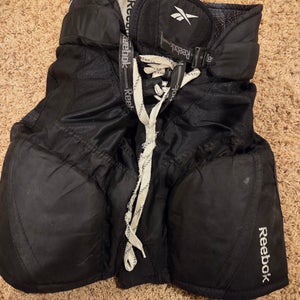 Men's Junior Large Reebok 7k Hockey Pants (Used)