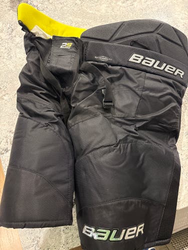Men's Senior XL Bauer Supreme 2S Pro Hockey Pants (Used)