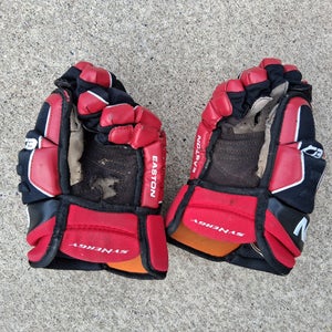 Easton Synergy EQ30 Gloves 12" (Used)