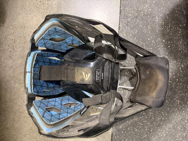 Used Easton GAMETIME 7 1/8--7 1/2 Catchers Helmet w/Mask Black LG 11605-S000211073