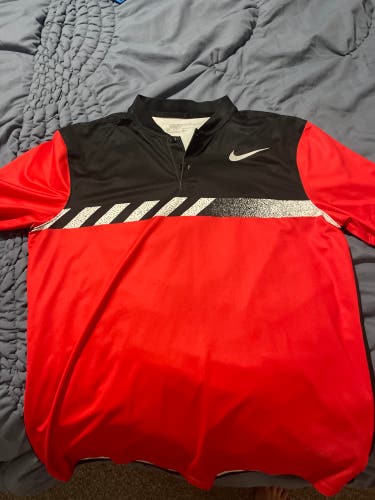 Red Medium Men's Nike Dri-Fit Shirt (Used)