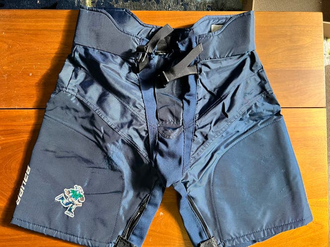 Hoglander Canucks Medium Bauer Pant Shell (Game Used)