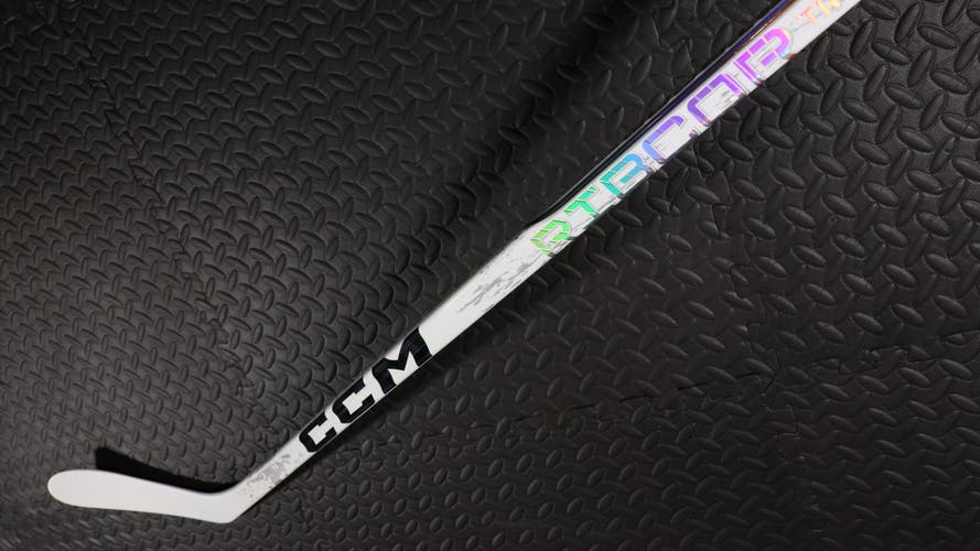 Senior CCM Ribcor Trigger 9 Pro Right Handed Hockey Stick P28 75 Flex (New)