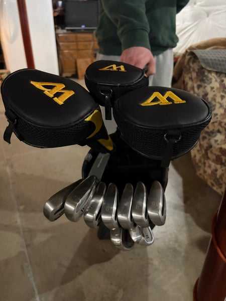 Men's Warrior John Daly Right Handed Clubs NO Driver, Regular Flex 12 Pieces (Used) graphite shafts