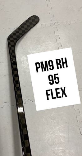 Senior(1x)Right PM9 95 Flex ProBlackStock™ Unbranded Blackouts Pro Stock Nexus Hockey Sticks