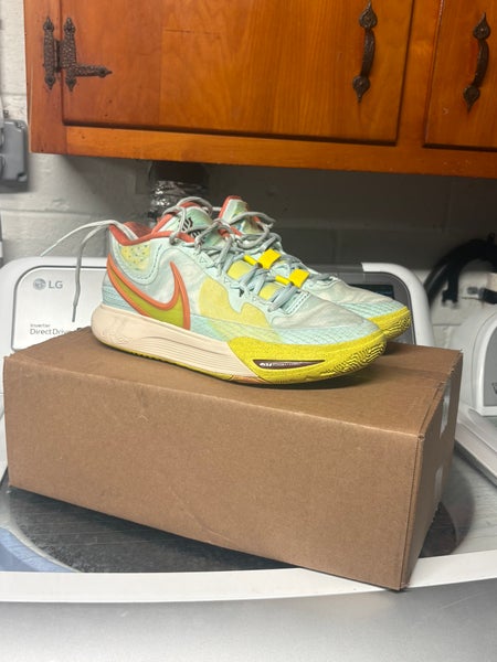 Men's Size M 9.5 (W 10.5) Nike Kyrie Infinity Shoes (Used)