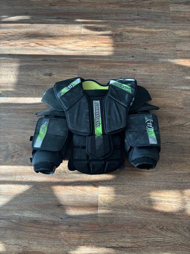 Large 2024 Warrior RX4 Goalie Chest Protector (Used)