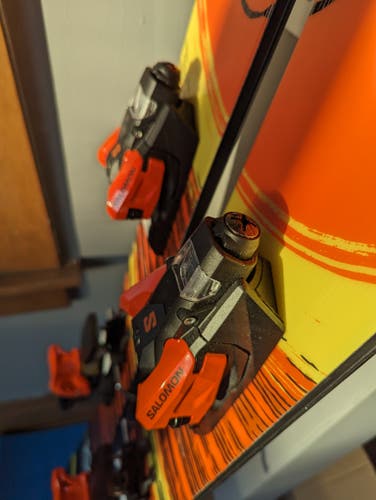 184 cm Volkl Revolt 121 Skis With Strive 14 bindings and Phantom Glide base treatment