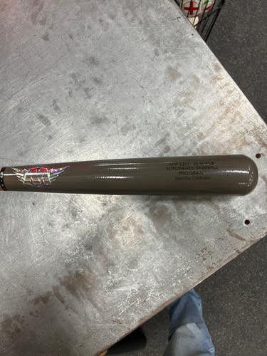 Used Mpowered MP C271-33 MAPLE BB/SB Wood Bat 33" 11337-S000479175