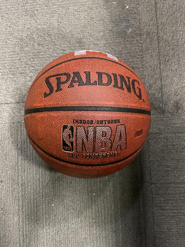 Used Spalding Basketball Adult Outdoor 11614-S000230493