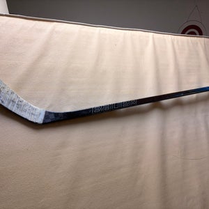 Senior Bauer Nexus 3N Right Handed Hockey Stick P28 40 Flex (Used)