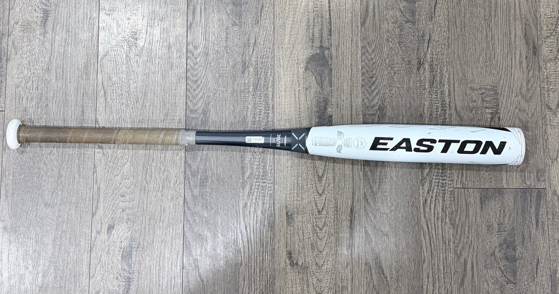 2023 Easton Ghost Composite Bat (-11) 19 oz 30" (Used)