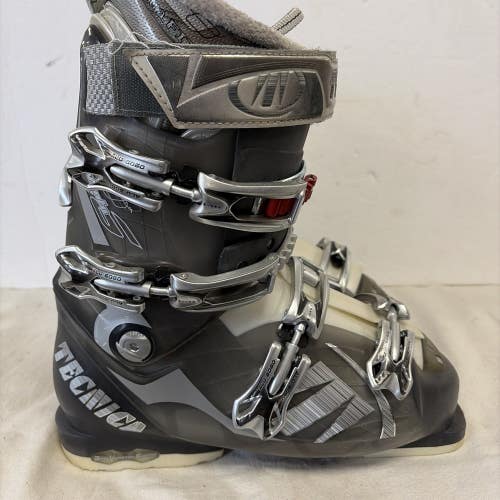 Mondo Size 26 U.S. Size 8/9 Tecnica Vento 2 G Downhill Ski Boots