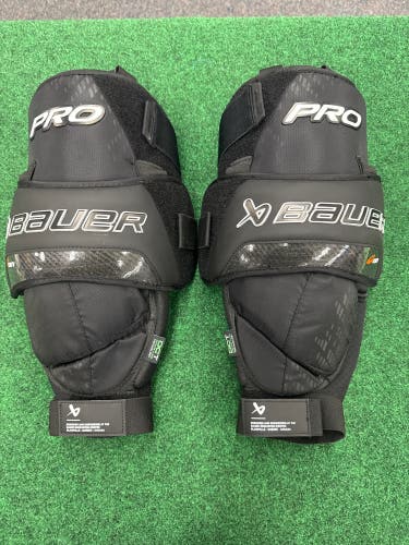 Bauer Pro S25 Goalie Knee Pads (Used) | Senior