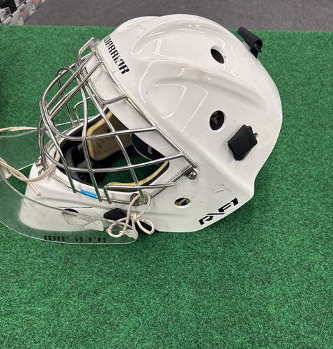 White Senior Warrior R/F1 Goalie Mask (Used) | S/M (6 7/8- 7 3/8)