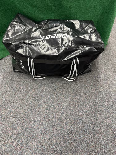 Bauer Goalie Duffle Bag (Used) | (40”x26”x20”)