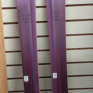 Womens Elan Wildcat 83Ti Skis- Size 144 (New)