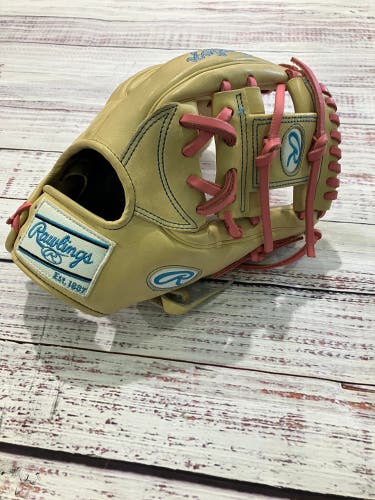 Brown Rawlings Heart of the Hide RH Baseball Glove 11.5" (Used)