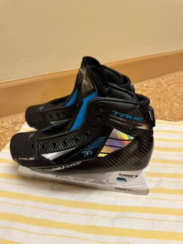 True TF9 Senior Hockey Goalie Skates Extra Wide Width 8 (New)