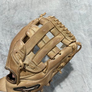 Brown Mizuno MVP Prime SE RH Infield Softball Glove 12" (Used)