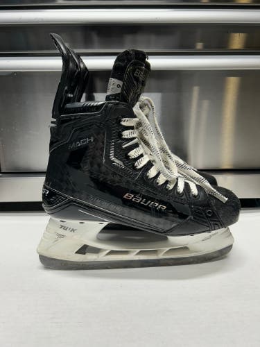 Bauer Supreme Mach Hockey Skates NCAA Pro Stock Size 6 FIT 1 254mm (Used)