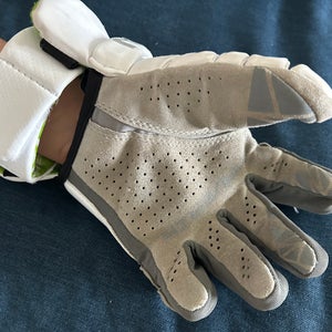 Maverik M6 Lacrosse Gloves (Used)