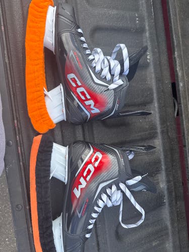 Black CCM JetSpeed FT860 Hockey Skates Wide Width 9.5