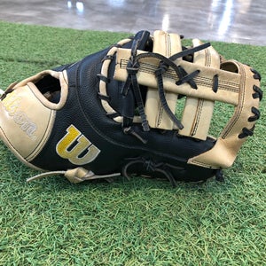 Wilson A2000 RH First Base Baseball Glove 12.5" (Used)