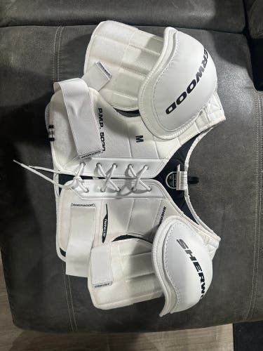 Men's Medium Senior Sher-Wood 5030 HOF Shoulder Pads (Used)