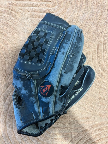 Black Dunlop League Master 88 Series RH Baseball Glove 12.5" (Used)