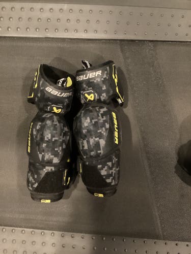 Intermediate Large Bauer Supreme M3 Elbow Pads (Used)
